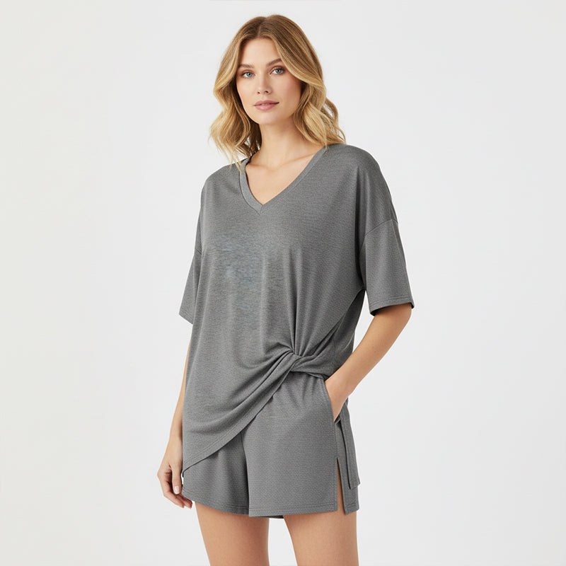 📢LAST DAY SALE 50% OFF !! ⏰Women’s Summer Loungewear Set – Oversized V-Neck Top & Shorts 🌿☕