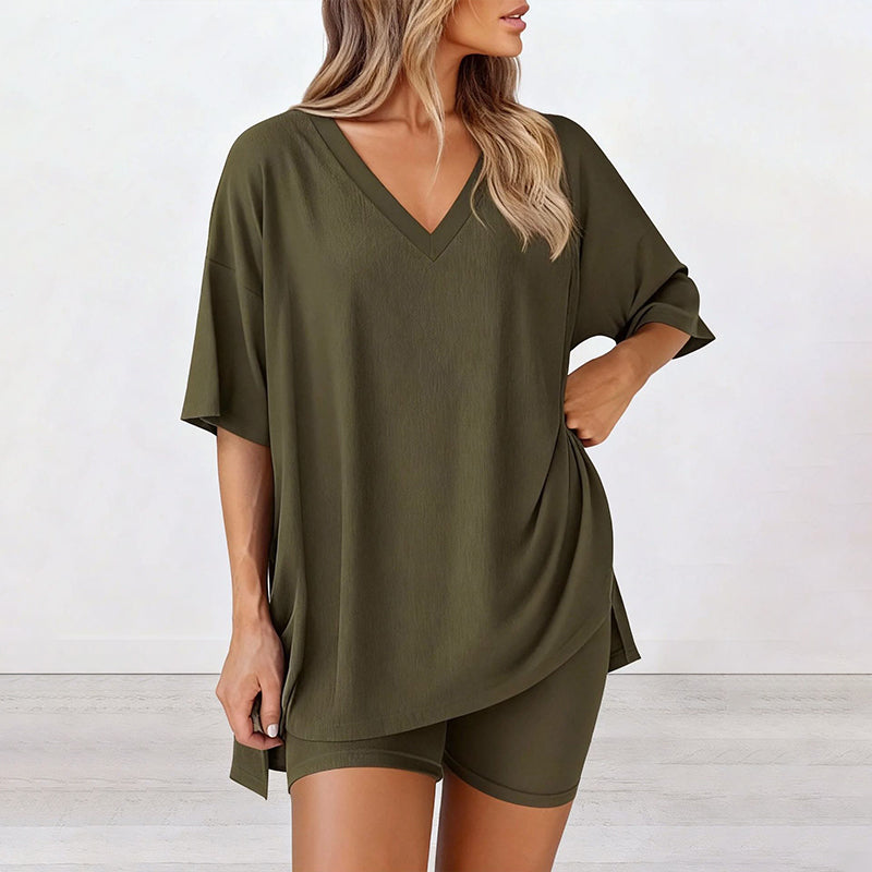📢LAST DAY SALE 50% OFF !! ⏰Women’s Summer Loungewear Set – Oversized V-Neck Top & Shorts 🌿☕